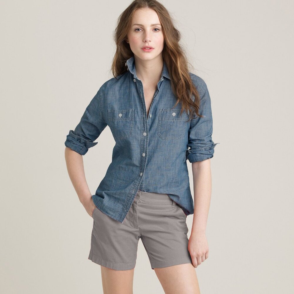 J. Crew Classic Twill 5" Chino Shorts in Grey, Size 6